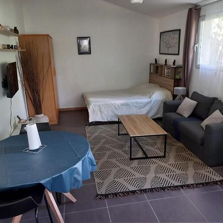 Maisonnette Au Calme Gennevilliers Dış mekan fotoğraf