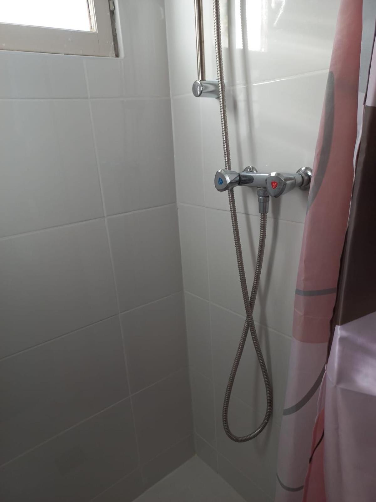 Maisonnette Au Calme Gennevilliers Dış mekan fotoğraf