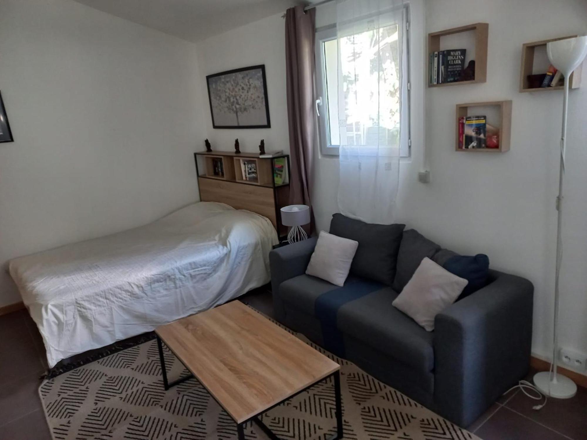 Maisonnette Au Calme Gennevilliers Dış mekan fotoğraf