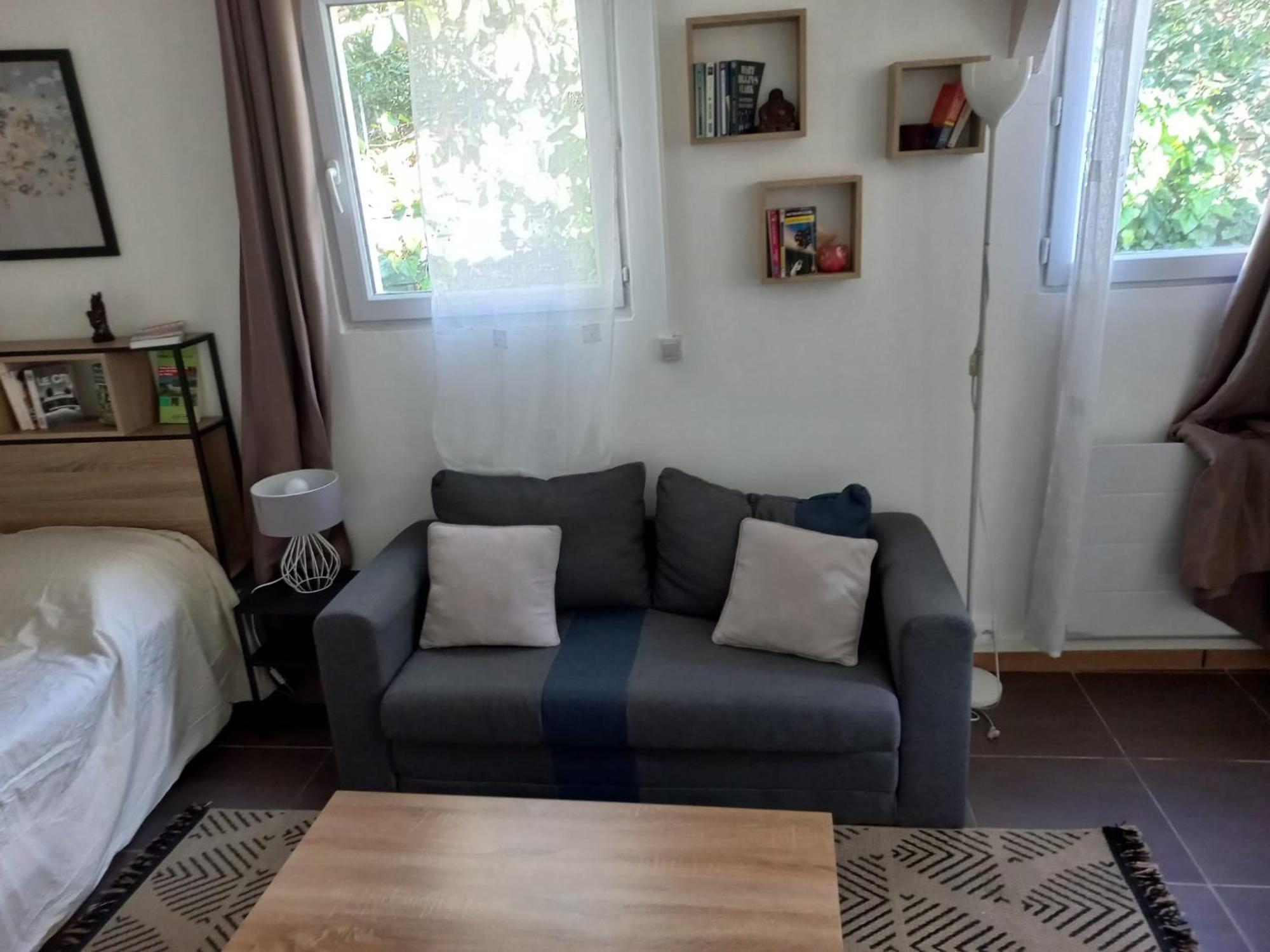 Maisonnette Au Calme Gennevilliers Dış mekan fotoğraf